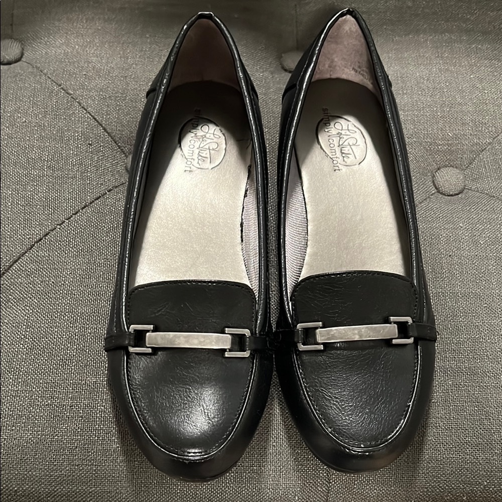 Life Stride Black Flats Sleek Loafers BNWT
